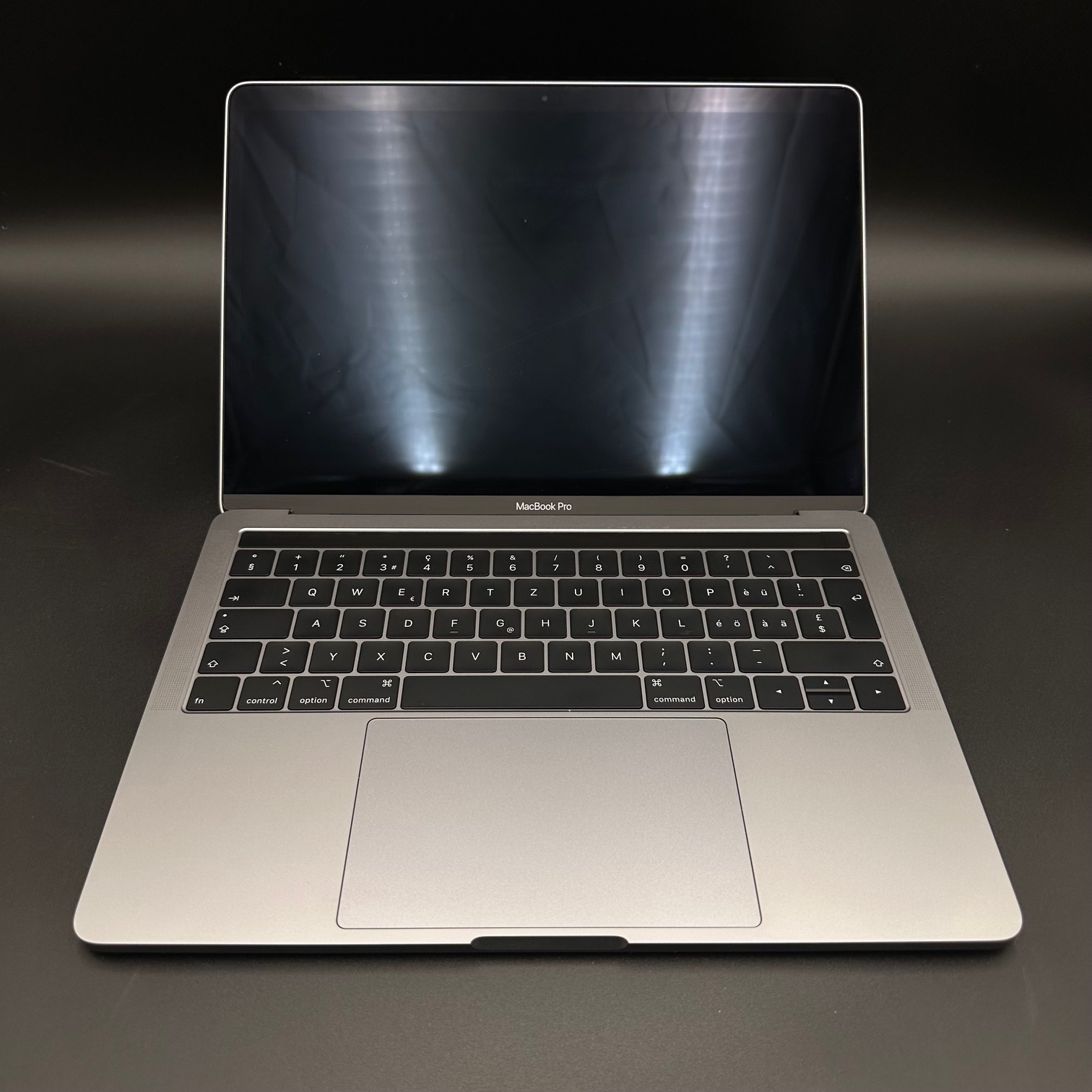MacBook Pro (2019) - Image 2