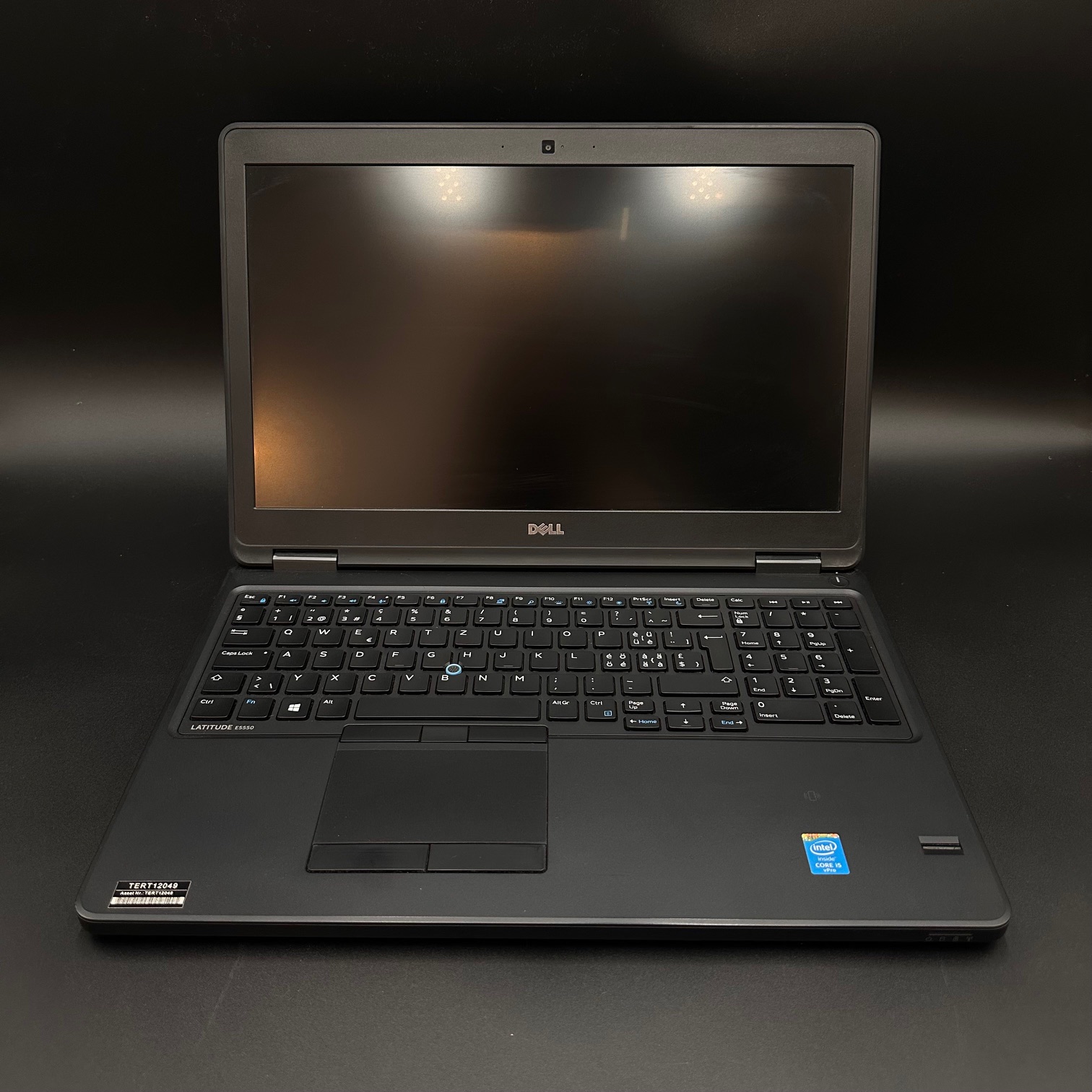 Dell Latitude E5550 - Image 2
