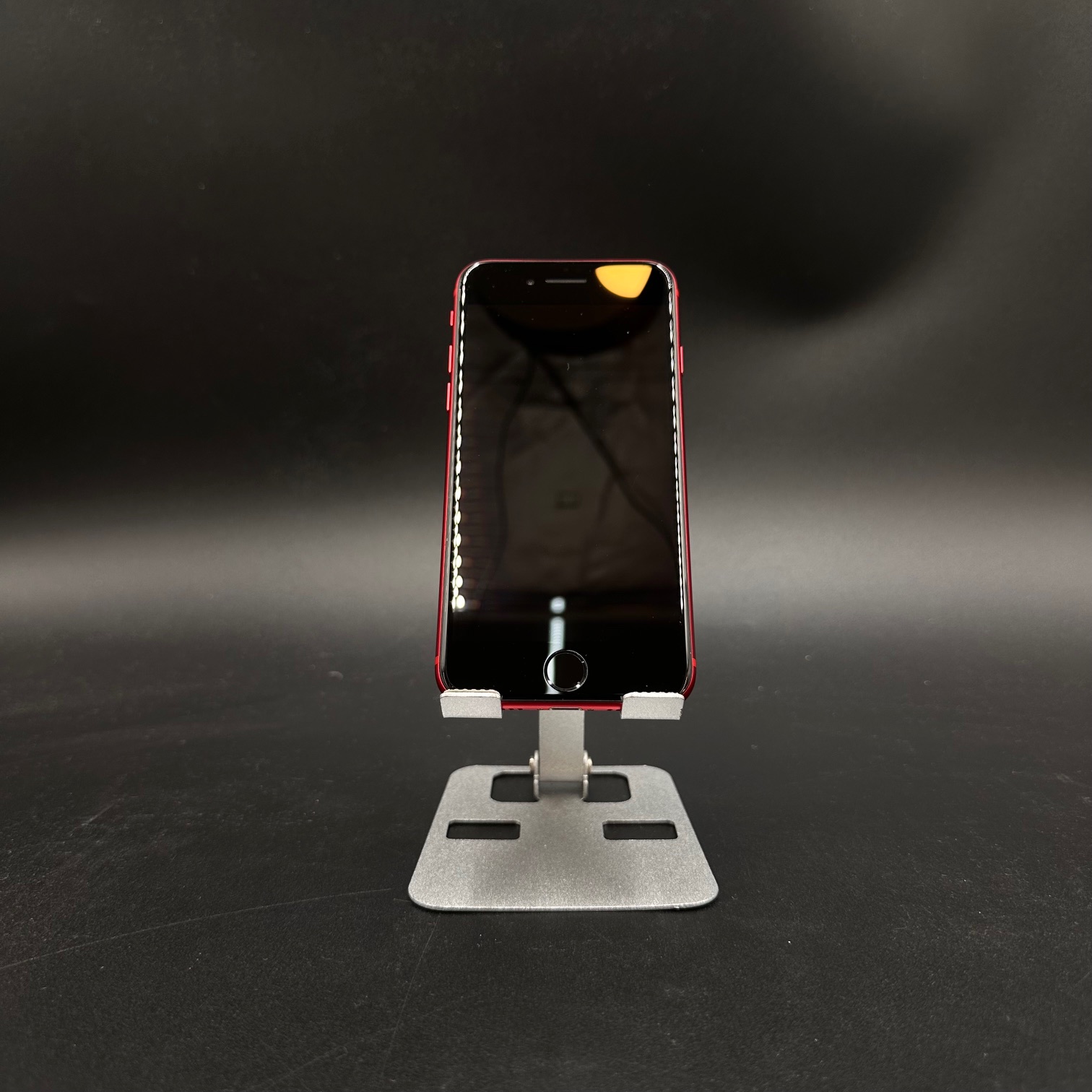 iPhone SE 2020 - Image 2